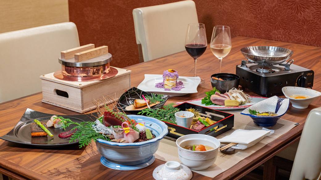 季節の会席料理①(※一例) / 1