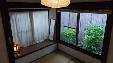 客室 / 12