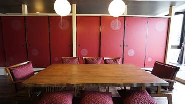 客室内のダイニングエリア / 11