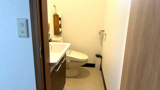 和室6畳＋3畳ロフト　トイレ・洗面台付き　バス共同 (駐車場提供なし)