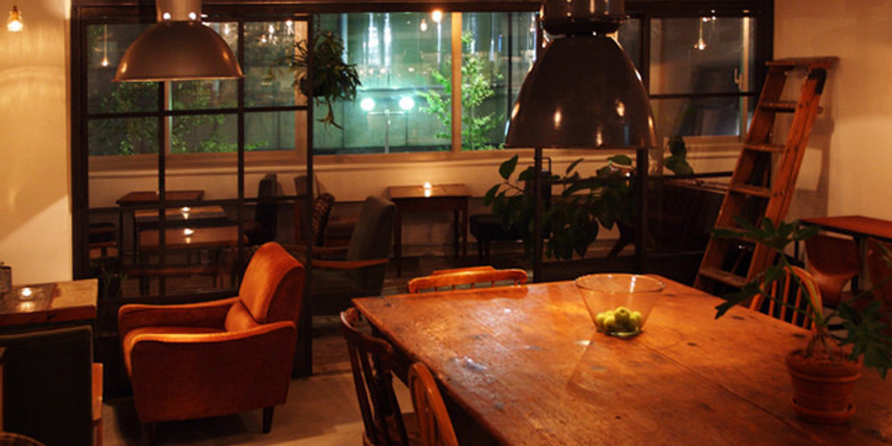 新宿の夜カフェ7選 おしゃれな空間でまったり過ごそう Icotto イコット