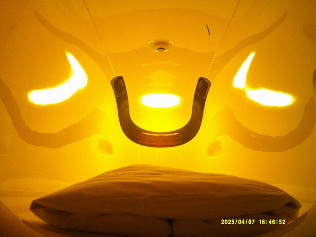 カプセル内の様子