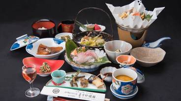 食事・飲み物 / 7