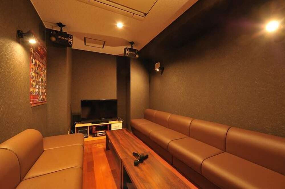 カラオケ ルーム