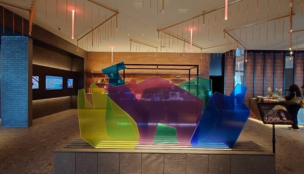 ロビーのアクリルアート / 5