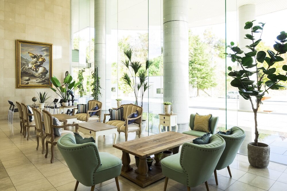 ロビーラウンジ