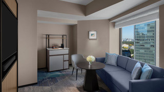 スイート キングベッド 1 台 クラブラウンジ利用可 (Mizu)