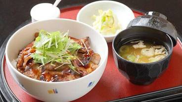 食事・飲み物 / 5