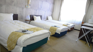 トリプルルーム (電子タバコのみOK)