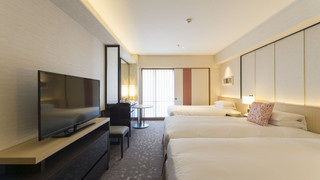 プレミアムトリプルルーム 禁煙 3名予約以外はベッド2台 (ジムアクセス)