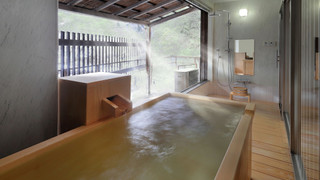 [初音] 源泉かけ流し半露天桧風呂付和洋室 禁煙