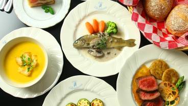 食事・飲み物 / 14