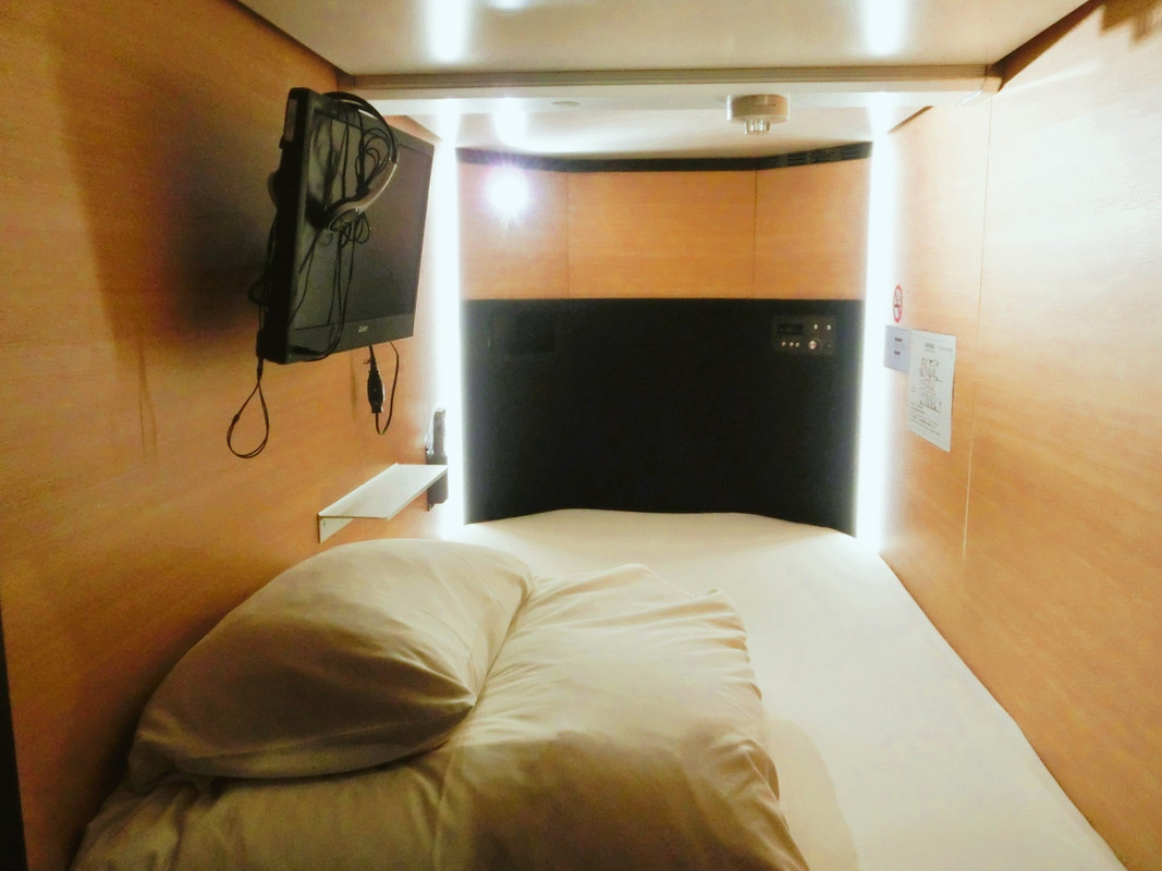 ３階　カプセルルーム