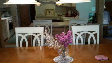 客室内のダイニングエリア / 5