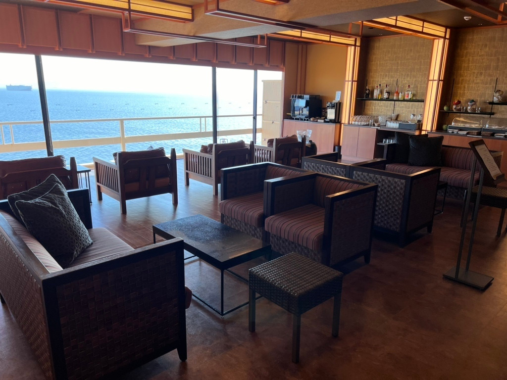 「銀波荘」 内観 230217069 ラウンジ内