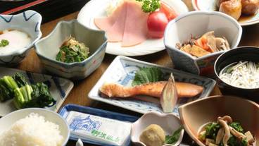 食事・飲み物 / 30