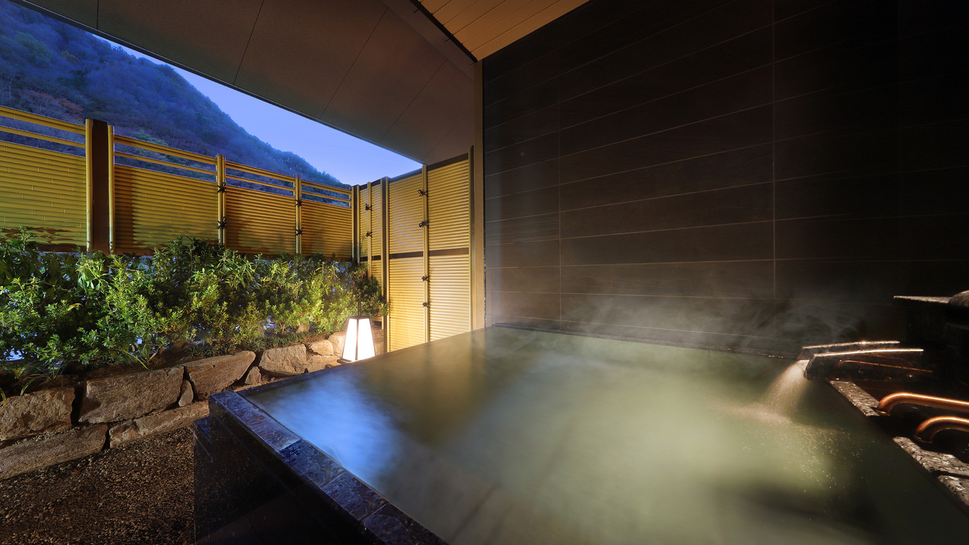 磐越自動車道磐梯熱海ICから車で約8分3476518