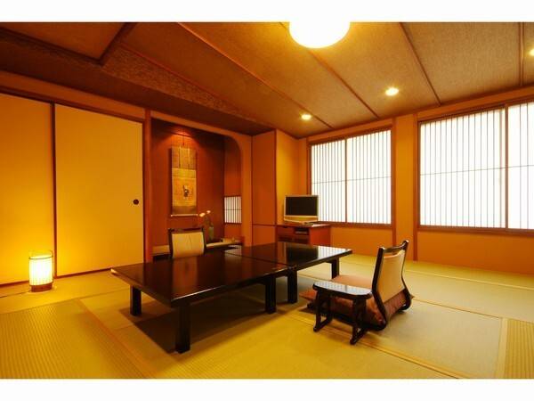 10畳バストイレ洗面付和室 / 3