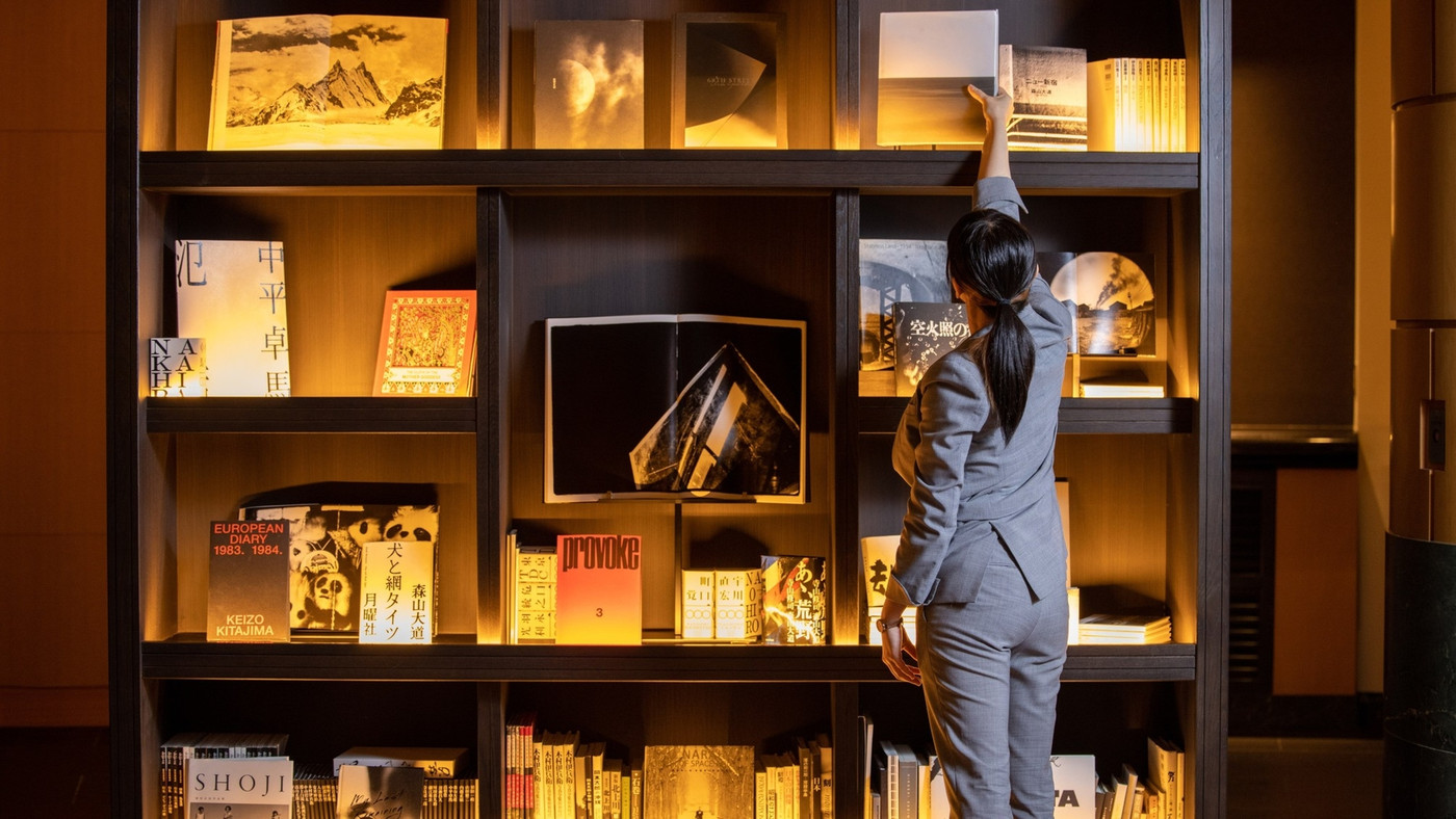 圧巻のブックライブラリーに感嘆！好奇心を刺激されるホテル3655280