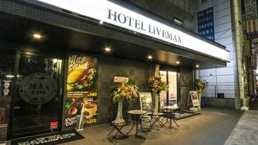 施設の入り口 / 12