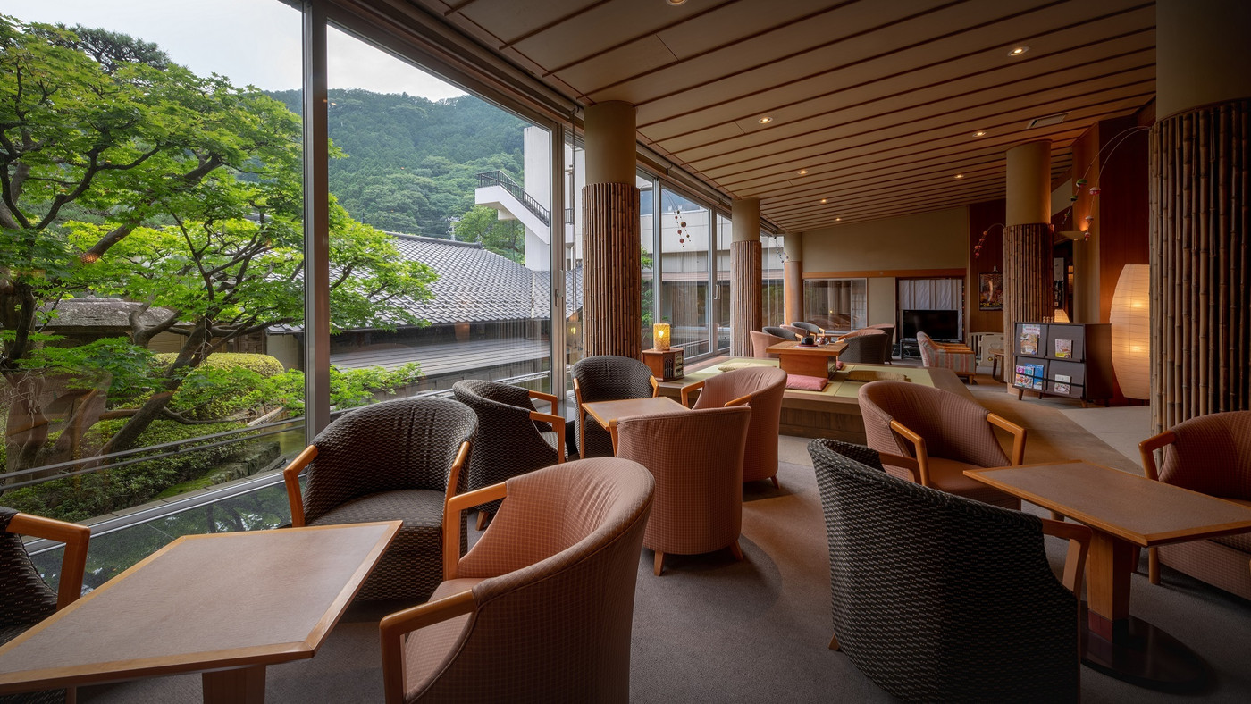 駅からのアクセスも◎自家源泉を堪能できる宿4007899