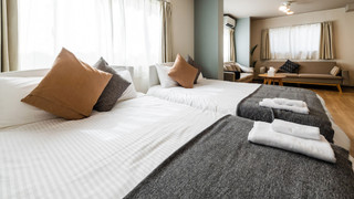 ツインルーム (キッチン/シャワー/トイレ付) エレベーターなし 205室 禁煙