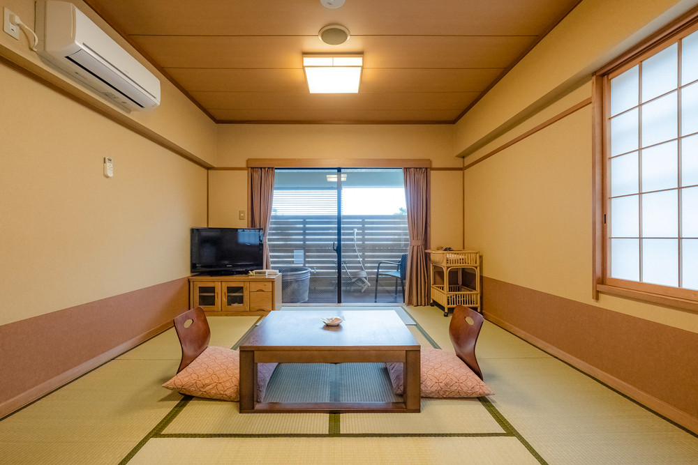 熱海温泉 味と湯の宿 ニューとみよし（アタミオンセン アジトユノヤド ニュートミヨシ） / 3