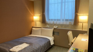 セミダブルルーム ベッド１台 禁煙