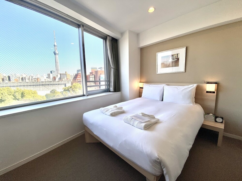 お部屋からスカイツリーや浅草寺が望める。“暮らすように泊まる”ホテル4258261