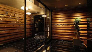 施設の入り口 / 20