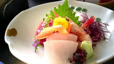 食事・飲み物 / 9