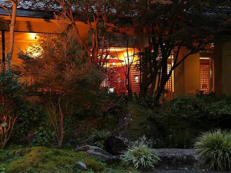 由布院温泉 旅館 めばえ荘 / 1