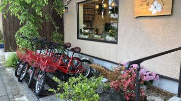 施設の入り口 / 8