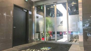 施設の入り口 / 6