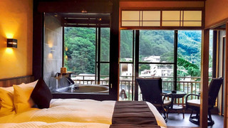 [和モダン洋室] 30平米 + 専用テラス5平米 信楽焼露天風呂 喫煙可