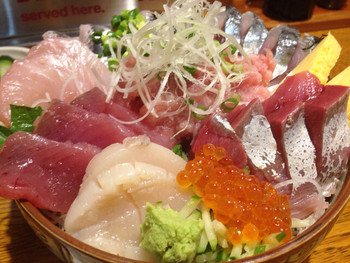 「一里塚」料理 930381 刺身は厚切り