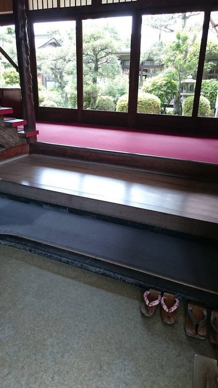 内部エントランス