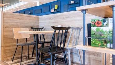 施設内の設備 / 16