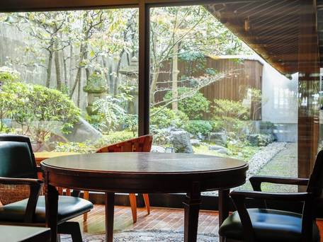 さるさわ池 よしだや / 2