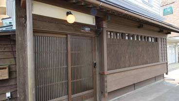 施設の入り口 / 7