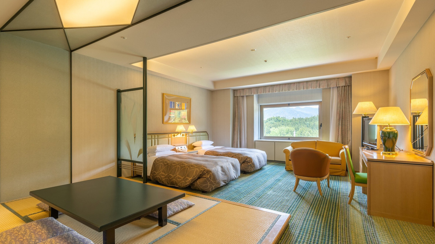 手ぶらでスキーを楽しもう！アクティビティで笑顔はじける4261902