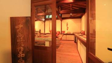 内部エントランス / 2