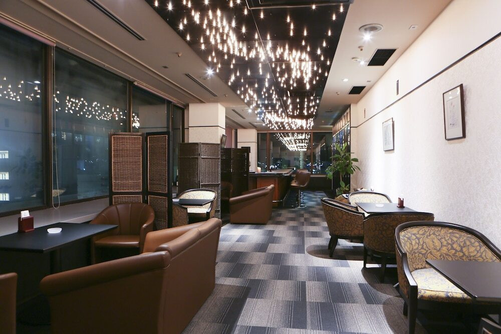 最上階のバーで夜景を見ながら美味しいお酒を♡4089432