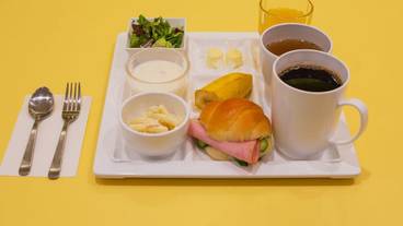 食事・飲み物 / 3