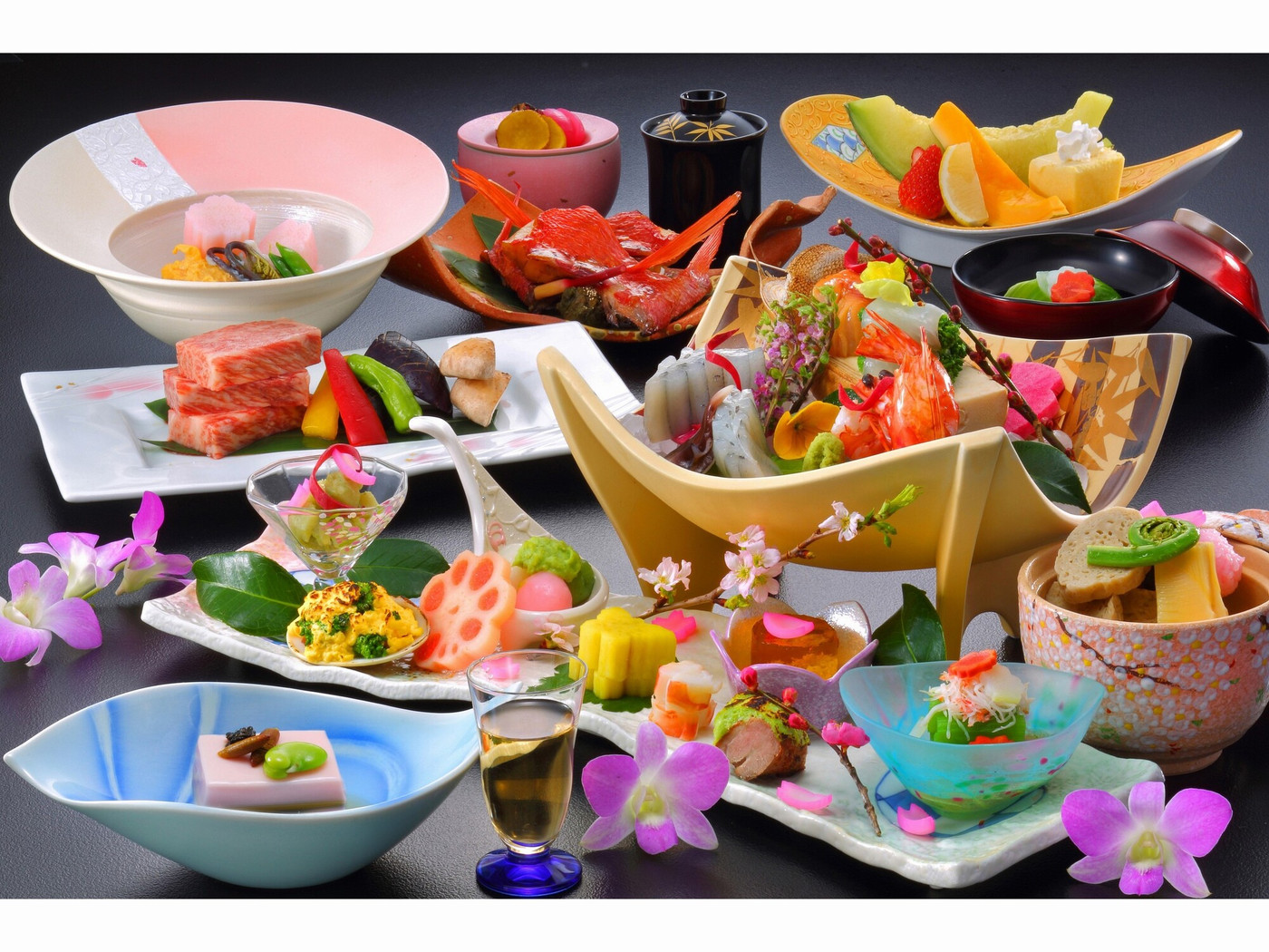 夕・朝食は個室のお食事処でゆっくりと4239198