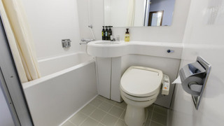 エコノミー ツインルーム 喫煙可