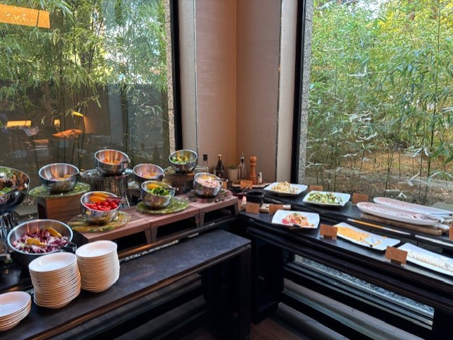 朝食ビュッフェ