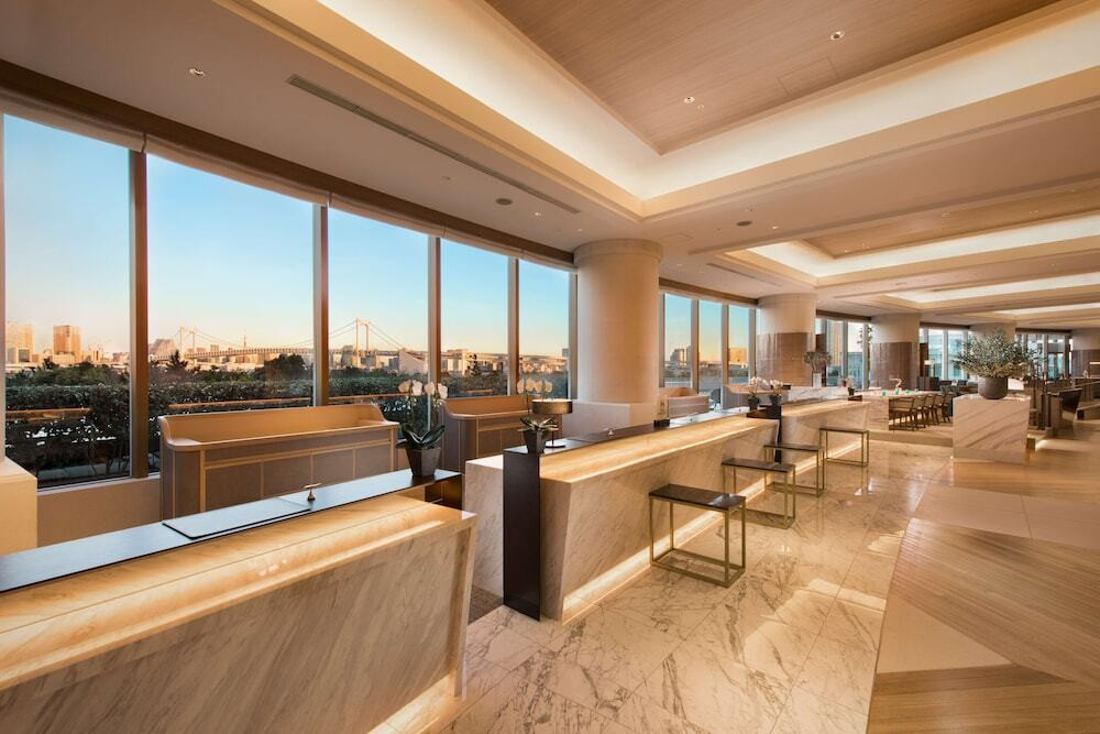 8.全室プライベートバルコニー付なのが嬉しい「ヒルトン東京お台場」4260493