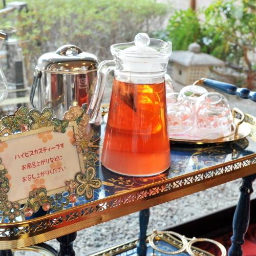 ロビーのハーブティー / 3