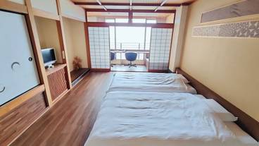 客室 / 19
